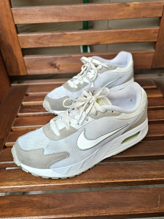 Nike Shoes - Nike Women's SIZE 7.5